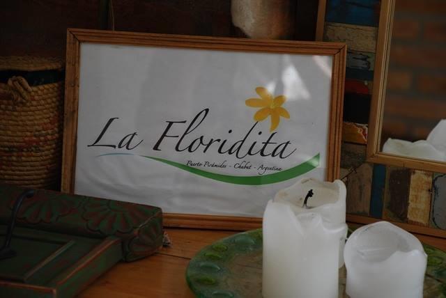 La Floridita Puerto Pirámides Buitenkant foto